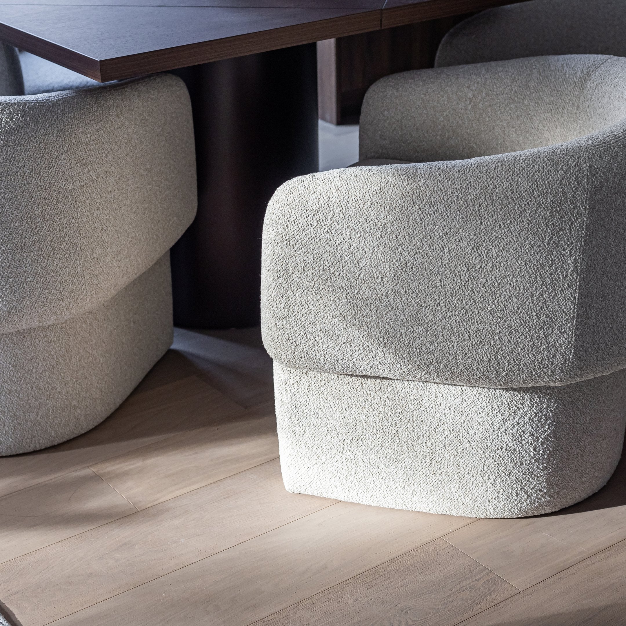 Fleur Chair - Buff