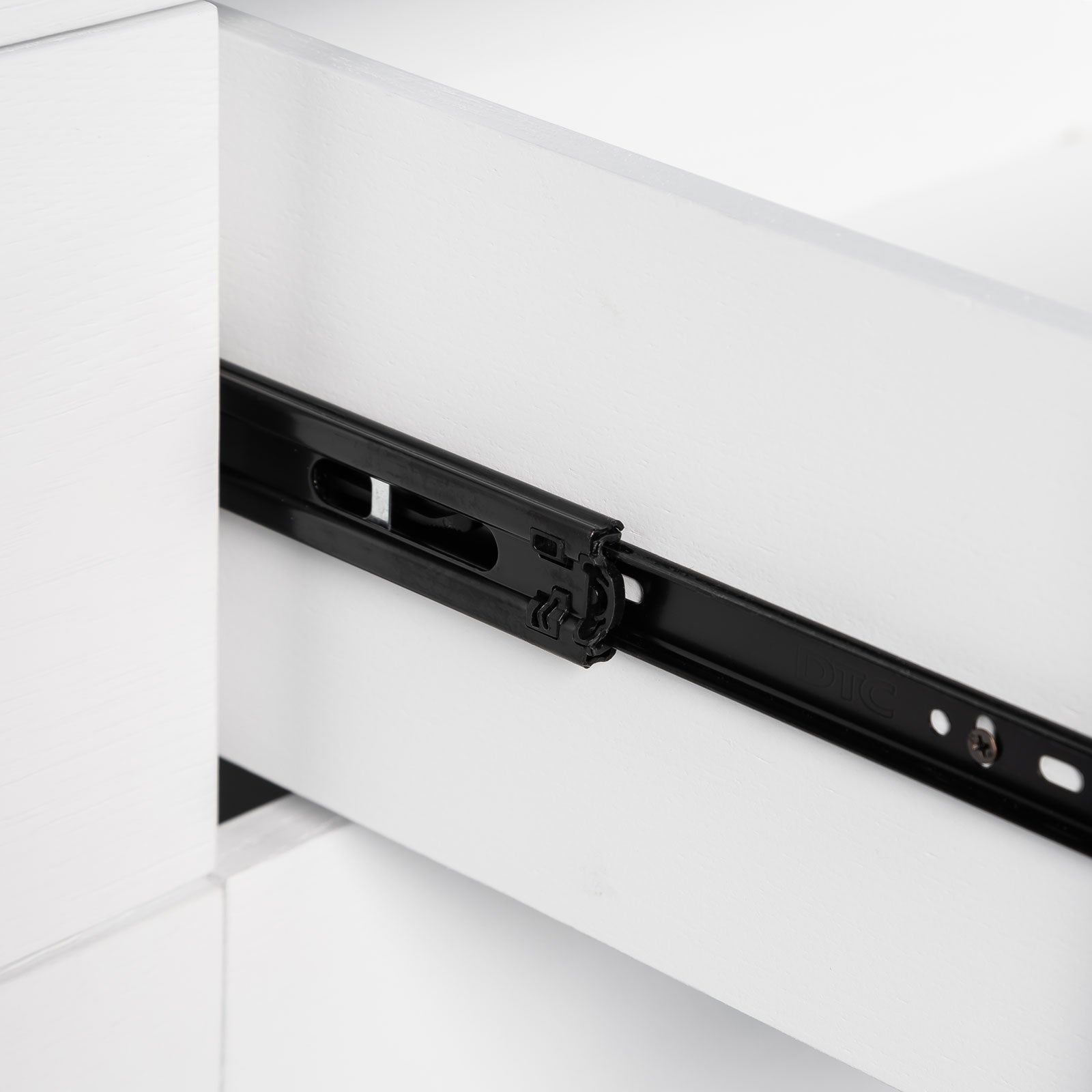Hara 5 Drawer Tall Dresser - White