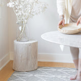 Nova Wide 18 Inch Stump - Round - White
