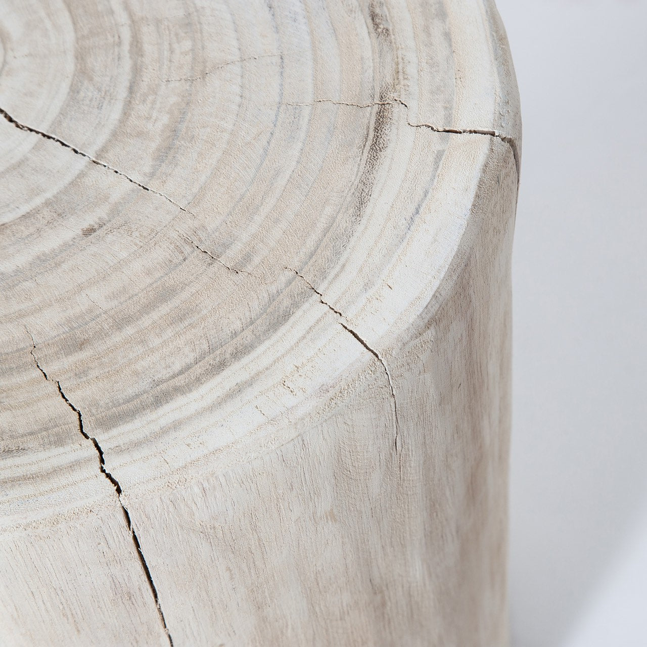 Nova Wide 21" Stump - Round - White